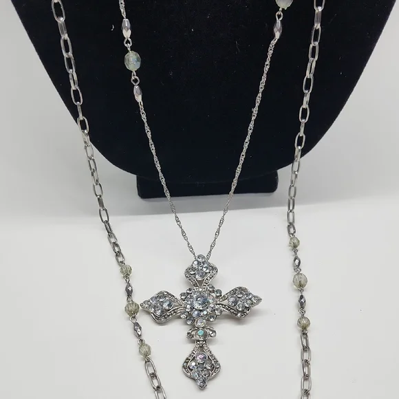 Silver-tone Themed Necklace Bundle - Picture 11 of 11